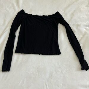 Me to We Women's Black Off-Shoulder Top